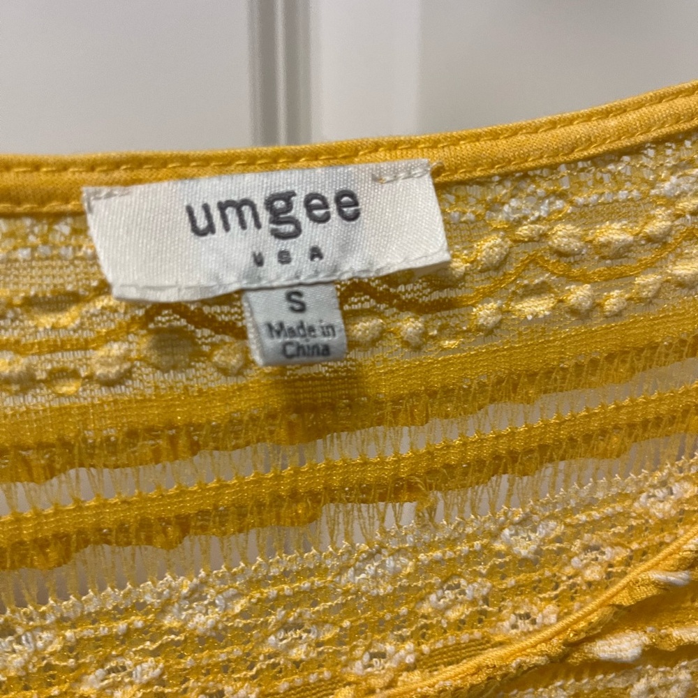 Yellow Lace Ruffle Top - Picture 2 of 2